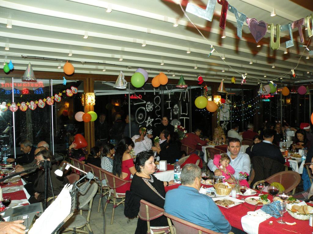 Dinc Pension Bodrum Bagian luar foto