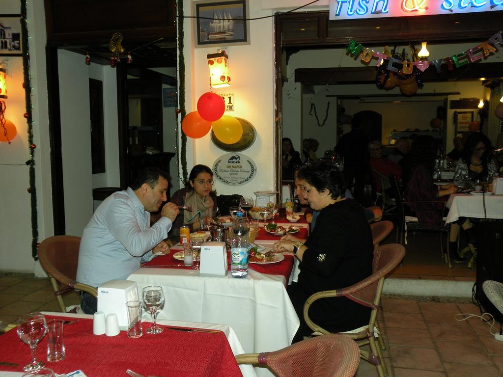 Dinc Pension Bodrum Bagian luar foto
