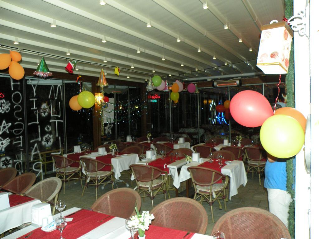 Dinc Pension Bodrum Bagian luar foto